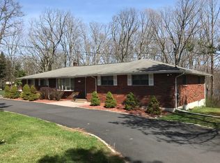 277 Gold Key Rd, Milford, PA 18337