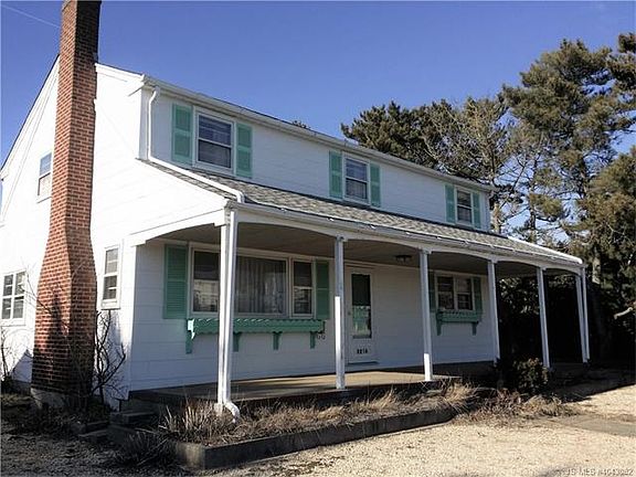 2nd image of 2216 West Ave