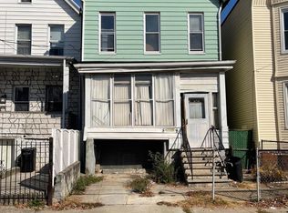 58 Dwight St, Jersey City, NJ 07305