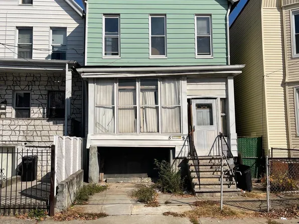 58 Dwight St, Jersey City, NJ 07305