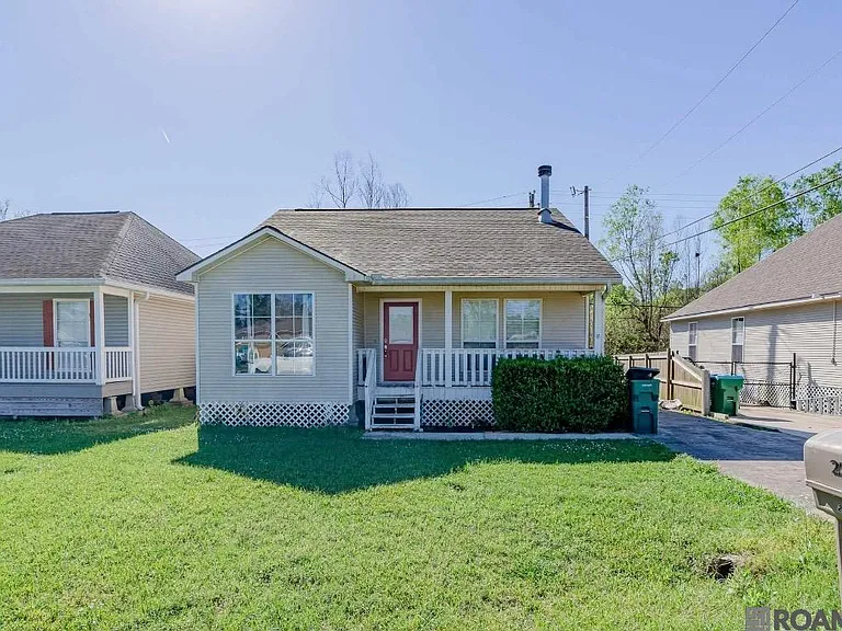 25418 Homestead Dr — Photo 1