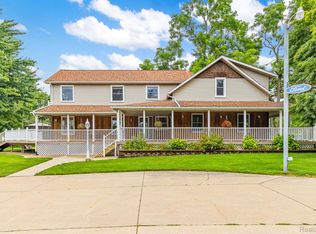 48975 Fairchild Rd, Macomb, MI 48042