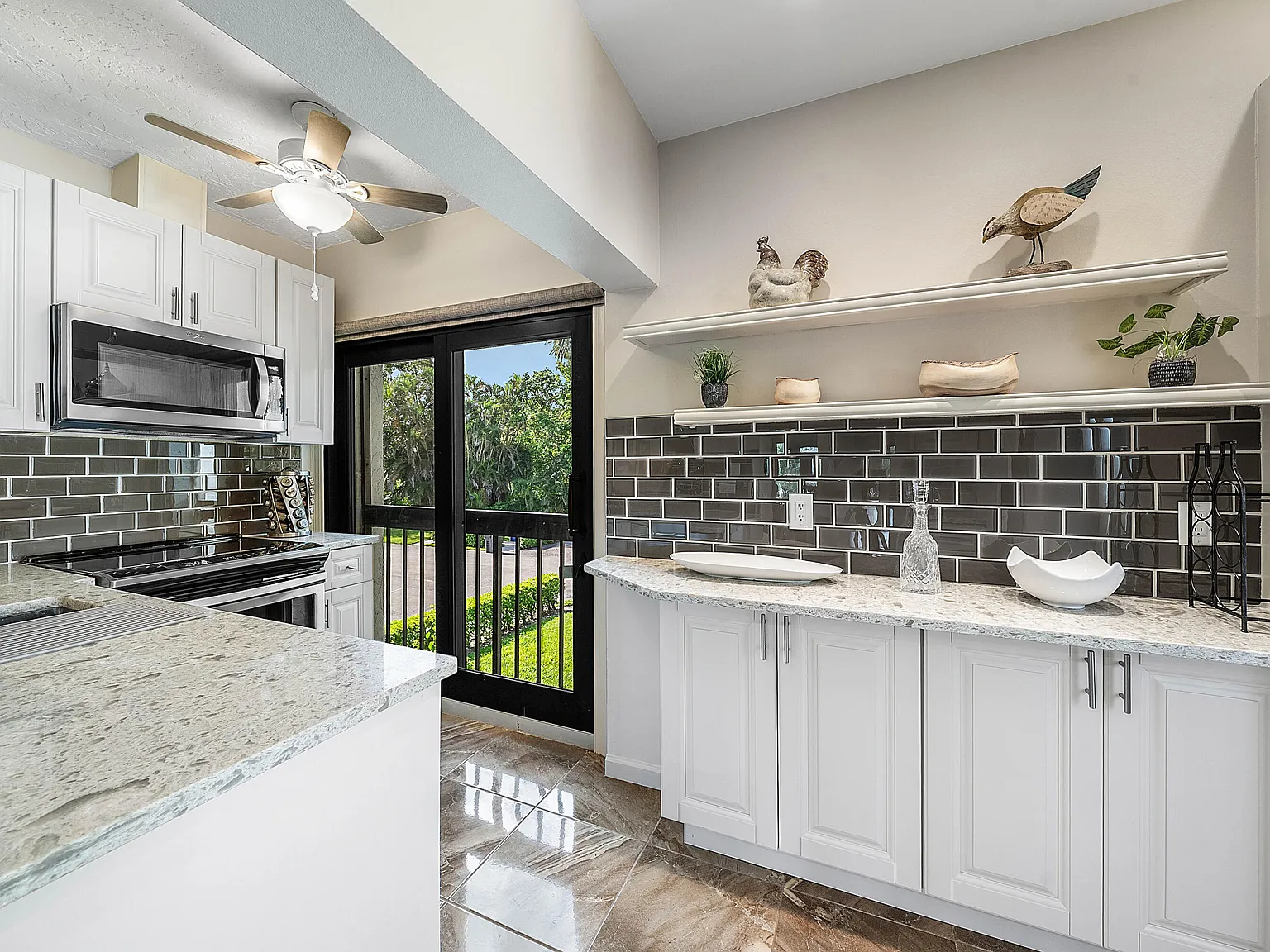 2 bed, 2.0 bath, 1485 sqft, $2,500 — Photo 4