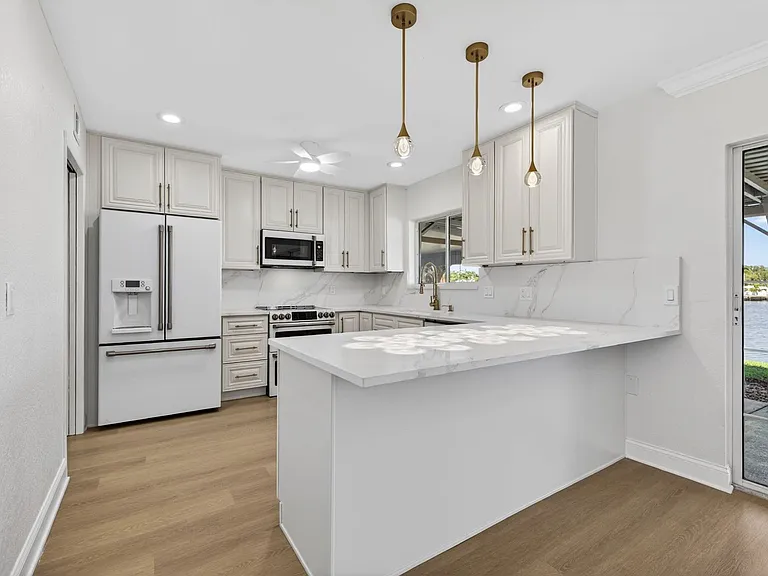 6497 Cape Hatteras Way NE #3 — Photo 40