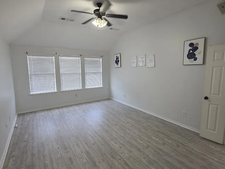 1320 Wheatear Dr — Photo 21