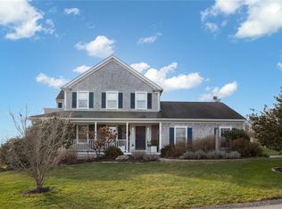 137 Prospect Ln, Portsmouth, RI 02871