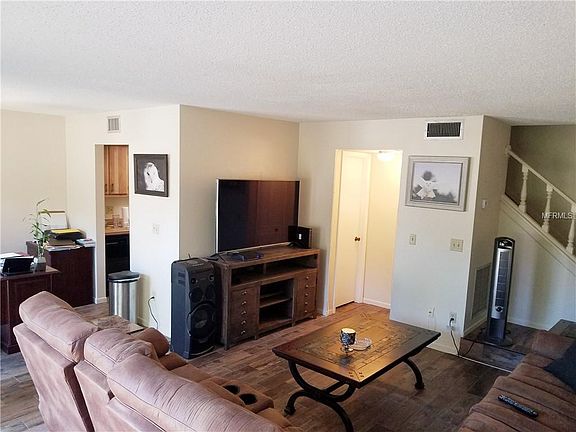 5th image of 11822 Oldegrove Pl