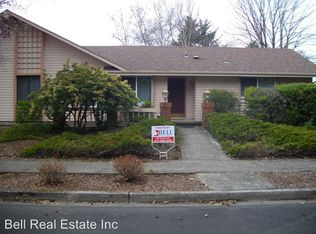 2210 Wildwood St, Eugene, OR 97401