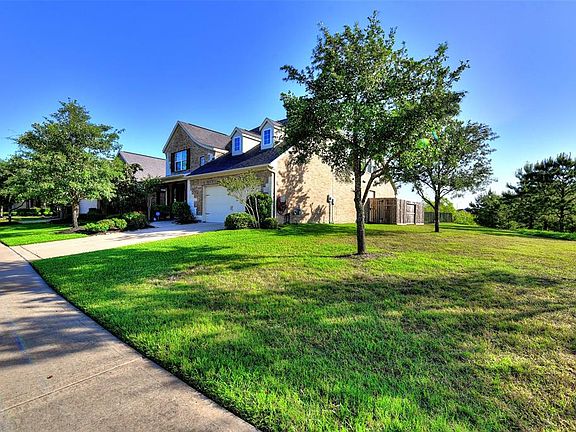 2nd image of 6223 Arroyo Springs Ln