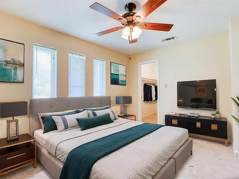 607 Rosewood Dr — Photo 37