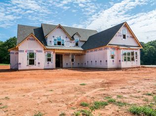 131 Derby Dr #24, Forsyth, GA 31029