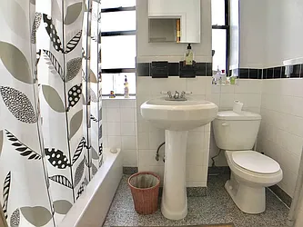 Rented by Nolita Group