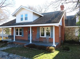 12 Simmons St, Roanoke Rapids, NC 27870