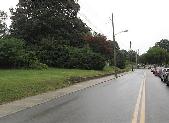 3rd image of 3304 Boisseau St