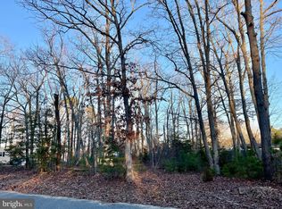 588 Poplar Rd, Millville, NJ 08332