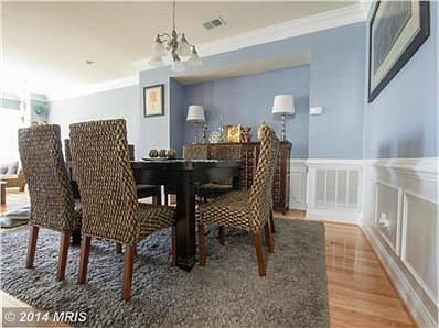 Dining Room - HW, crown & picture frame molding