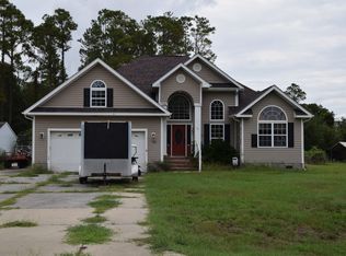 512 Pearson Cir, Newport, NC 28570