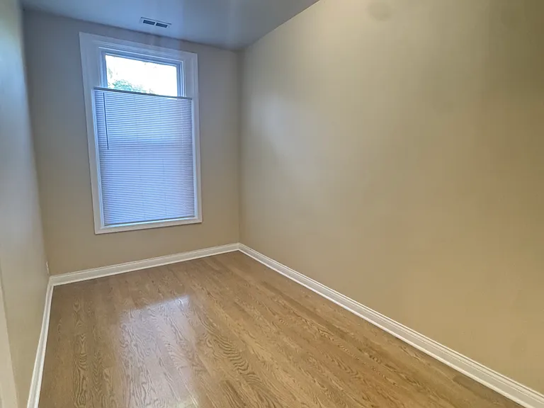3950 S Western Ave #2 — Photo 9