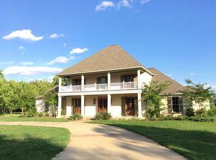 100 Savannah Bnd, Madison, MS 39110