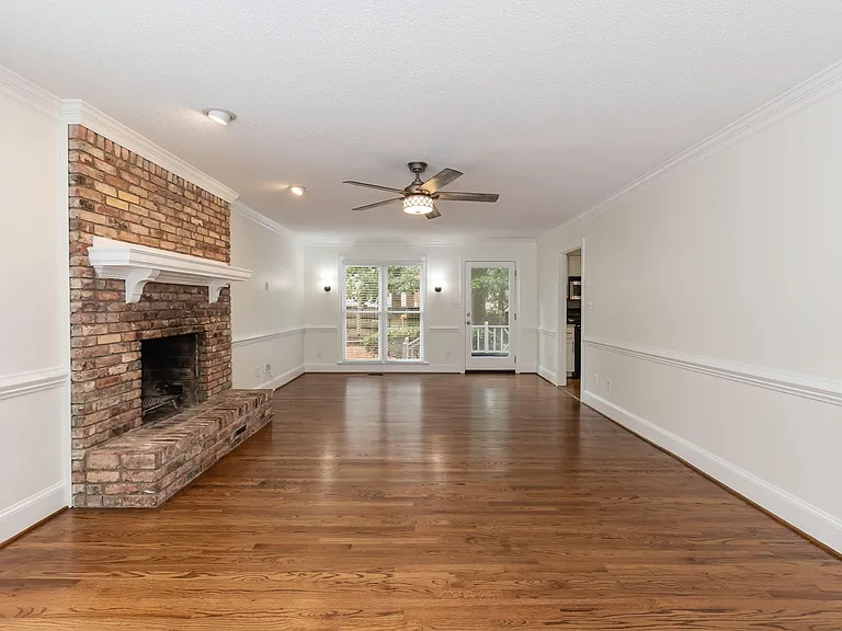 2621 Sawmill Rd — Photo 7