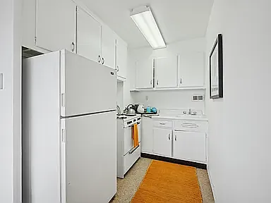 1240 N Broad St — Photo 3