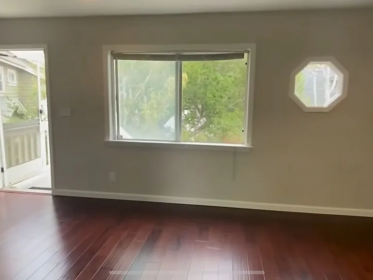 7 Courtney Ln #B — Photo 6
