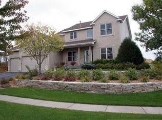 8024 Narcissus Ln N, Maple Grove, MN 55311