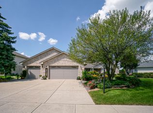 10306 Lindsay Ln, Mokena, IL 60448