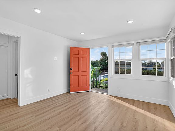 3rd image of 8460 Kittyhawk Ave #8460