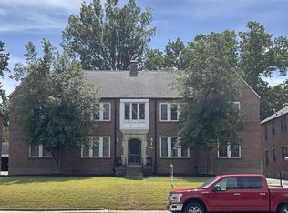 8100 Delmar Blvd APT 2W, Saint Louis, MO 63130