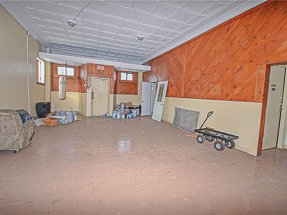 4th image of 620 Miller Ave