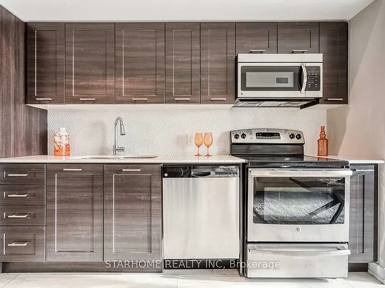 2220 Lake Shore Blvd W #1810 — Photo 15