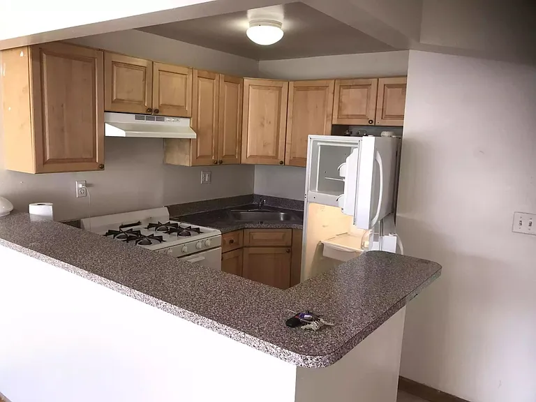 19311 Linden Blvd #2 — Photo 12