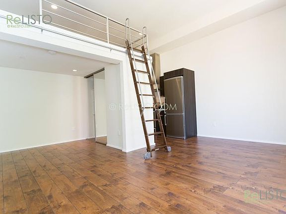 2nd image of 550 Jessie St APT 212