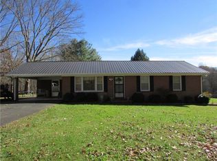 338 Tatesville Rd, Palmer, TN 37365
