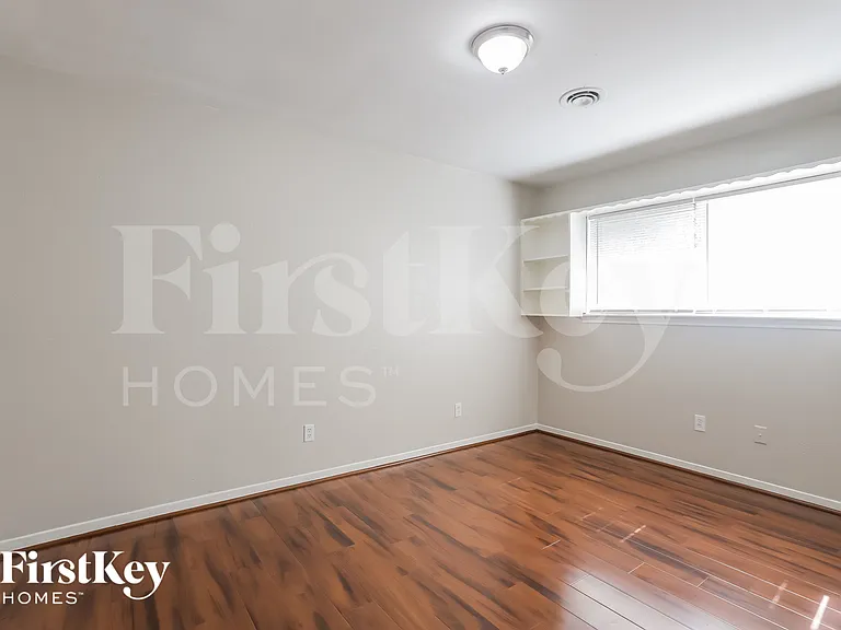 12115 Hillcroft St — Photo 12