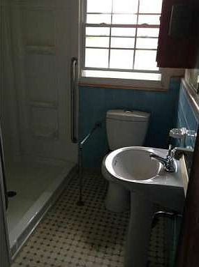 4th image of 2612 Auburn Ave