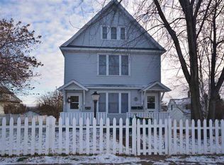 2318 W 5th St, Duluth, MN 55806