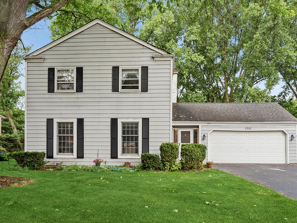 1st image of 1321 Carol Ln
