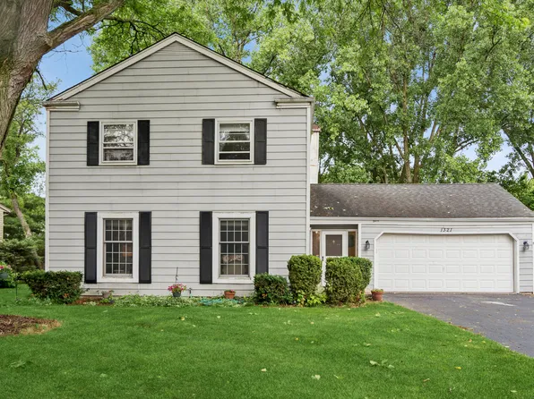 1321 Carol Ln, Naperville, IL 60565