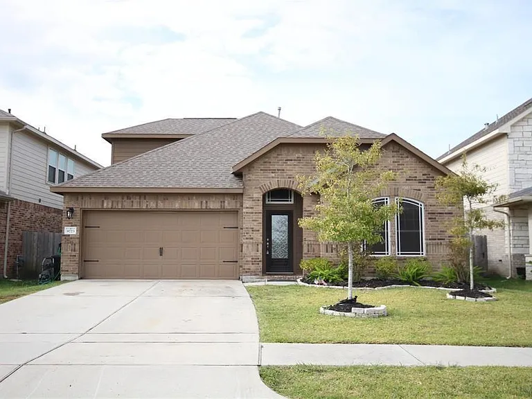 8723 W Crescent Lake Cir — Photo 1