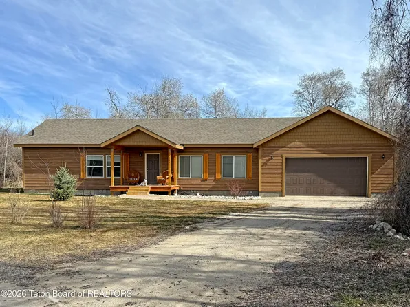 196 Cloudveil Ct, Driggs, ID 83422