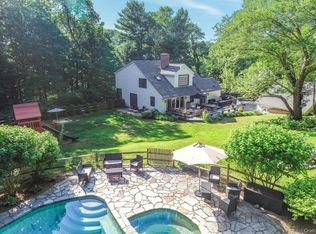 365 Salem Rd, Pound Ridge, NY 10576