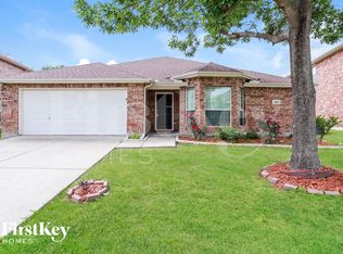 208 Flatwood Dr, Little Elm, TX 75068