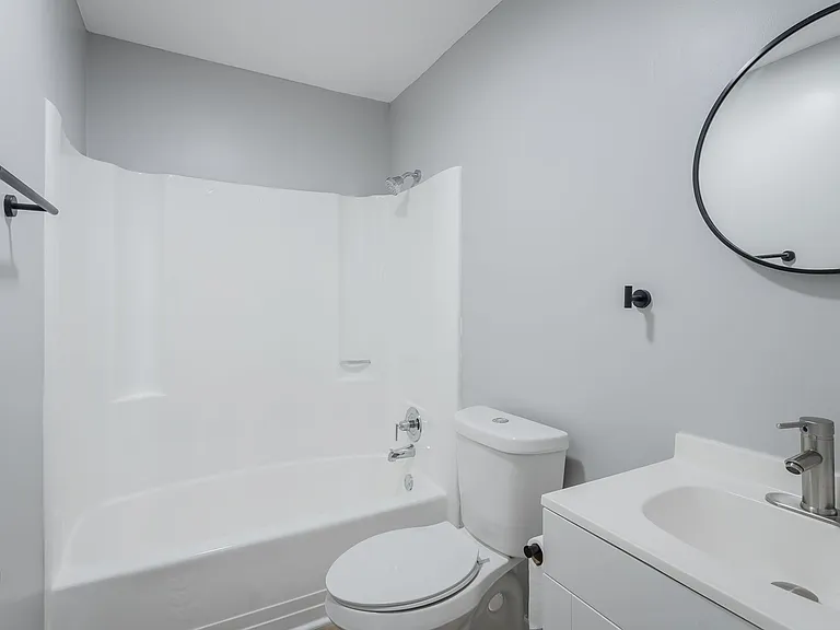 Discover Modern Living at Genesis Apartments Cleveland, TN — Photo 15
