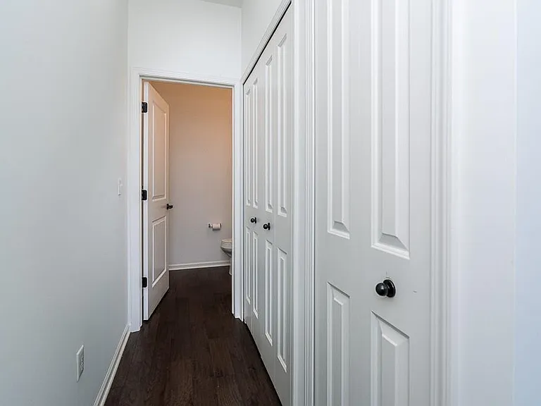 4637 Bradley Cir — Photo 13
