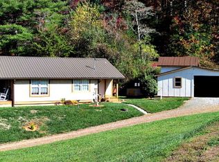 433 Cowee Creek Rd, Franklin, NC 28734