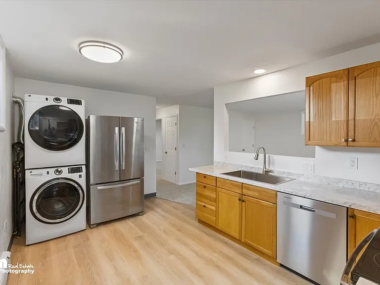 1208 W 46th Ave #C — Photo 3