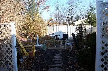 2nd image of 288 Johnston Rd