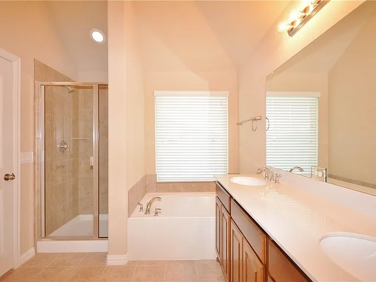 122 Eagle Feather Dr — Photo 12